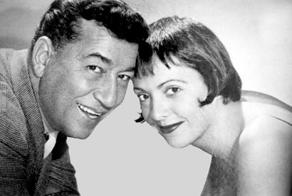 LOUIS PRIMA - Italian/American singer and singer-wife KEELEY SMITH